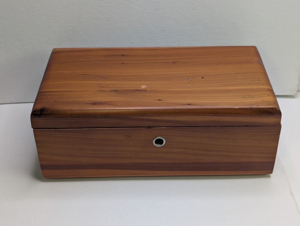 Vintage Lane Miniature Cedar Chest Westphalia FurniturePromotional Keepsake Box
